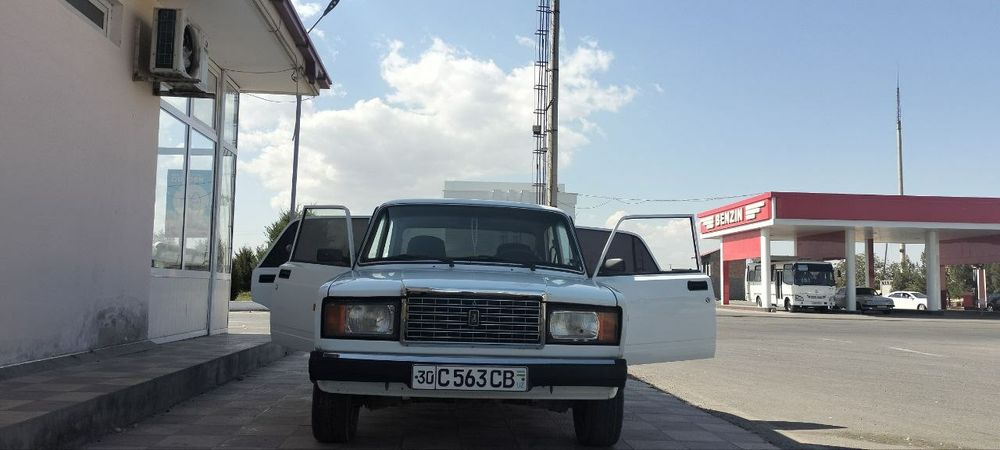 Baz 2107 metan gaz ijiktr mator xadovoy  zur.Zadni most zur. Karobka 5