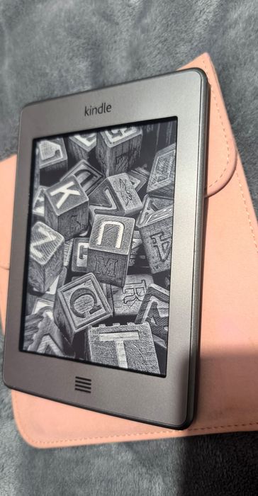 Kindle touch 4th gen
