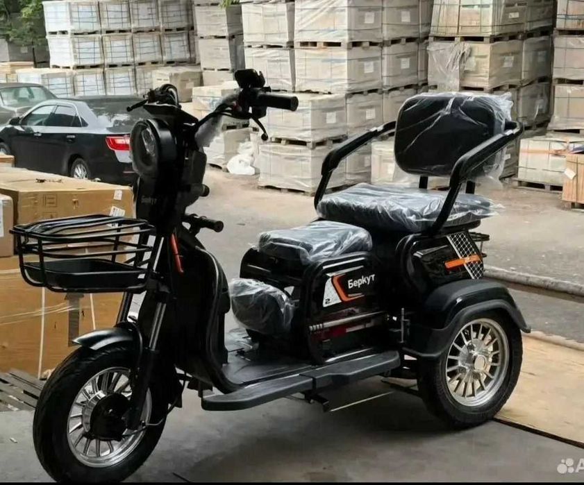 Трицикл прогулочный трансформер