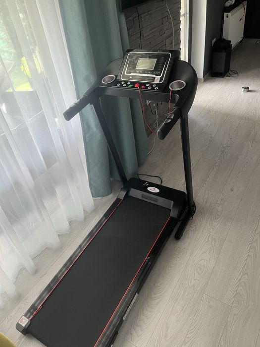 Banda alergat Bodyfit Z2000 aproape noua