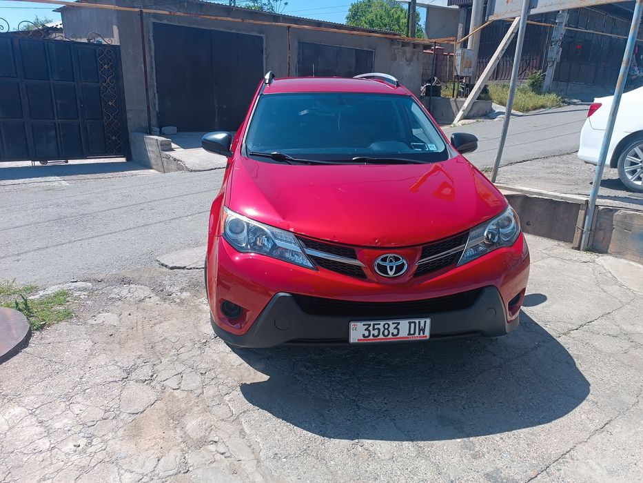 Продам Тоету РАФ 4