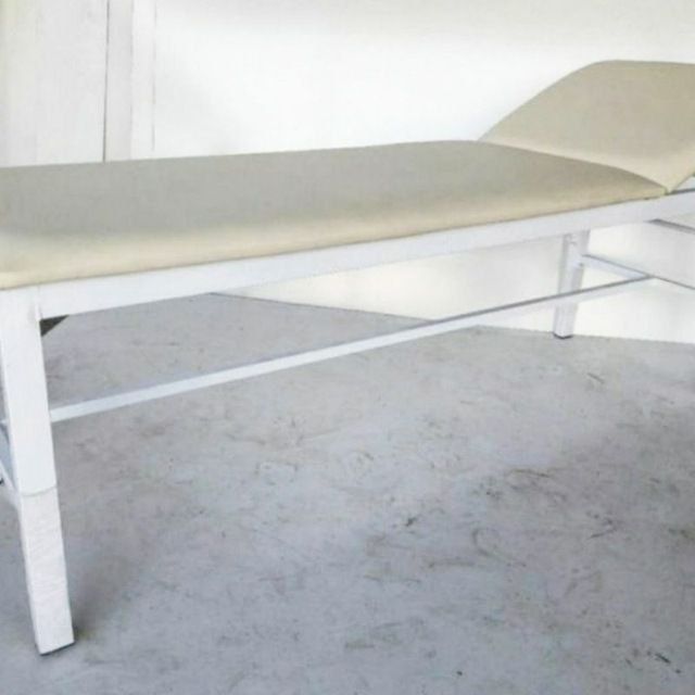 Кушетки смотровая  процедурная раскладные массажный