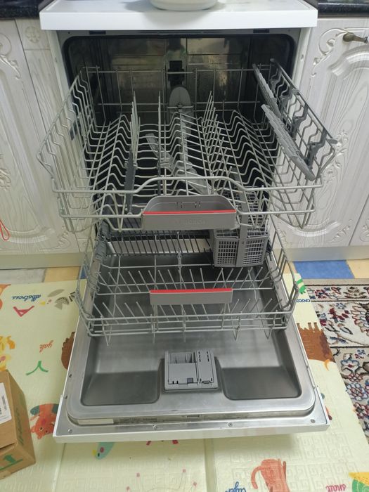 Продам посудомоечную машину Bosch