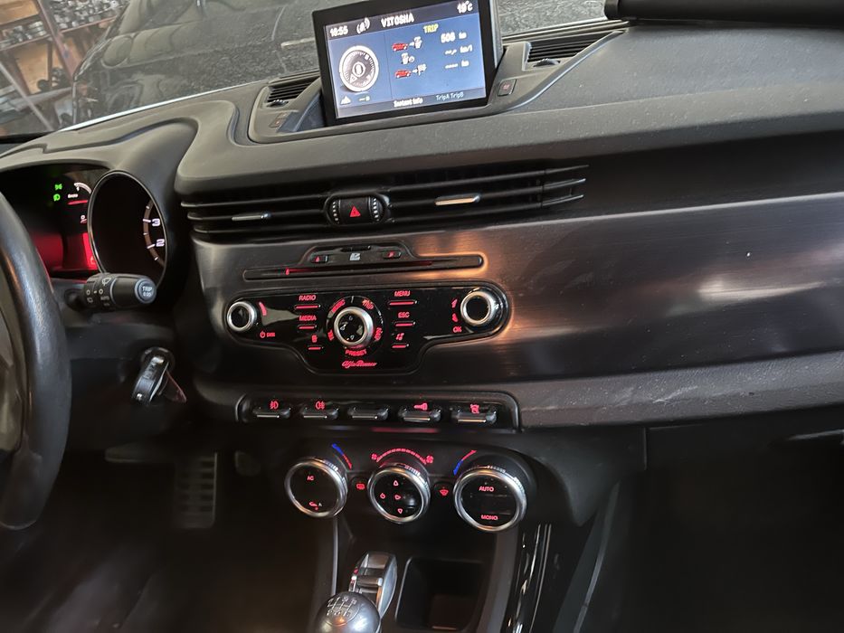 Alfa Romeo Giulietta 1750 TBi QV на части Алфа  Ромео Жулиета