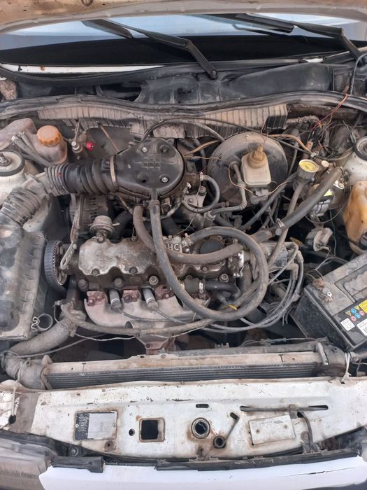 Опел вектра  1.8