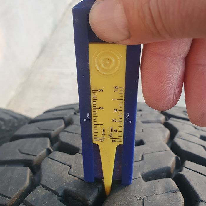 Anvelope 285 70 19,5 Michelin.