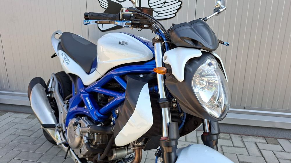 MotoFly vinde Suzuki Gladius 2011 garanție
