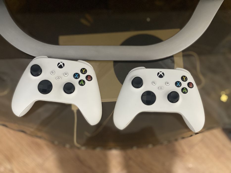 X box Series S 512гб