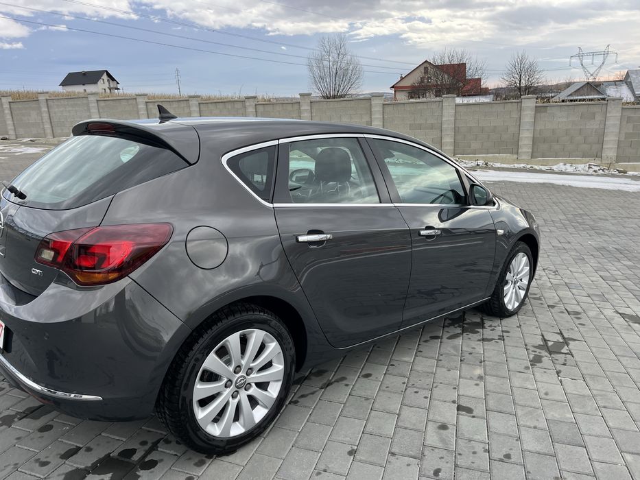 Opel Astra j diesel 2013