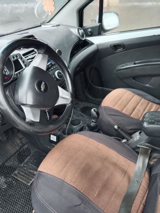 Спарк сотилади йили 2012 йил нархи 4500 ками бор келишамиз