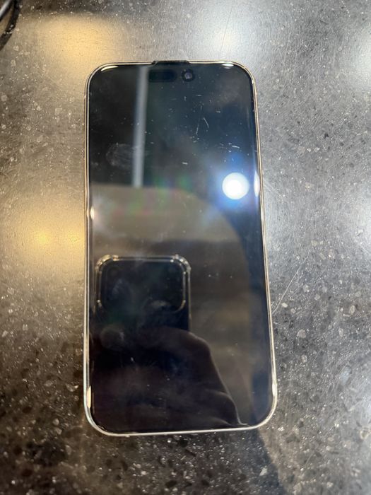 Продам 15 pro 256gb