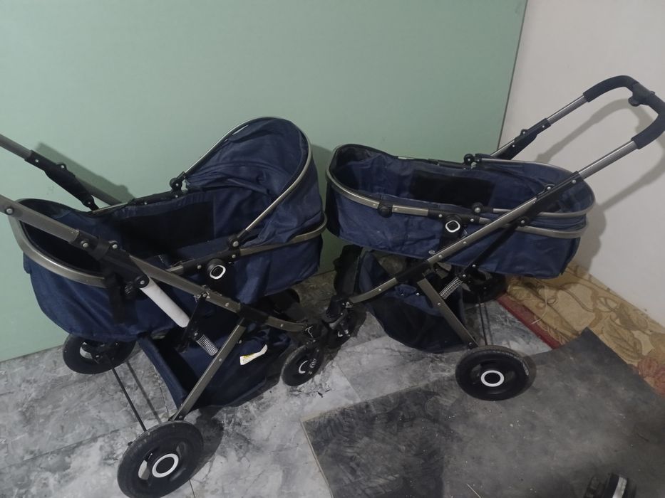 Коляски близнецы