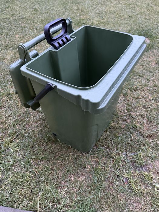 Пластмасов контейнер за съхранение