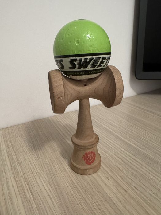 kendama davide cu tama sweets startes