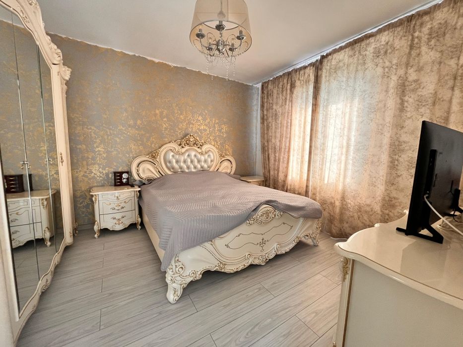 Casa de vanzare P÷M //.Suprafata Construită 260 mp