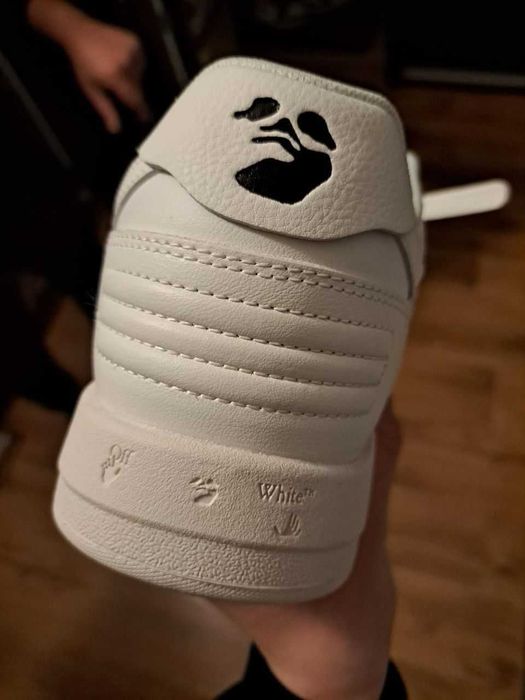 #NOU# Off White Out of Office White - Verificare Colet -