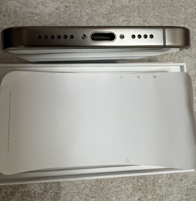 iPhone 15 Pro Max (EAC) / Natural Titanium / 256GB