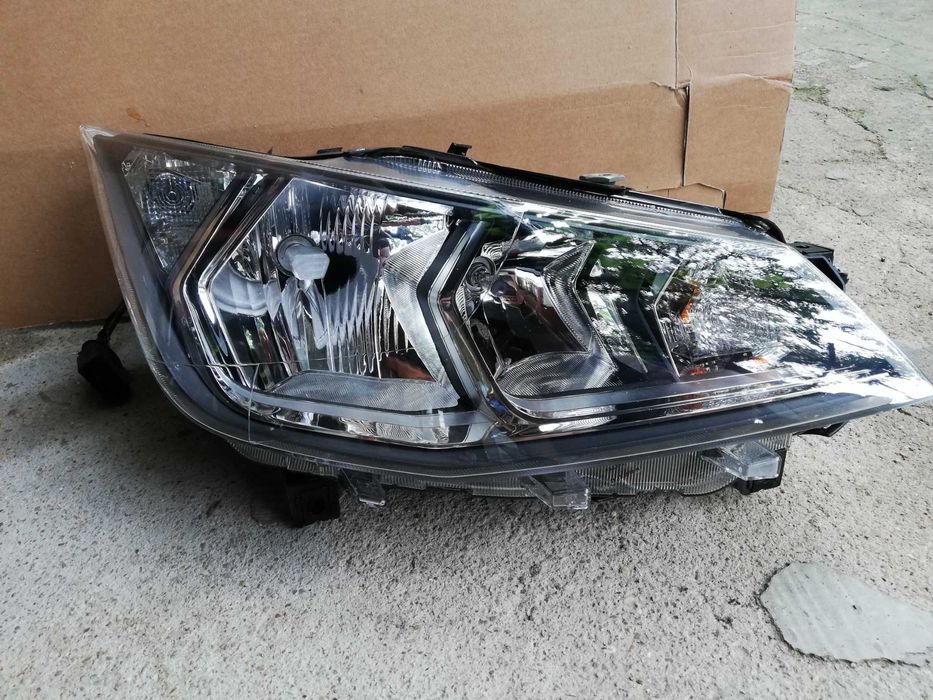 Фар Сеат Ибиза десен/Фар Seat Ibiza Оригинален