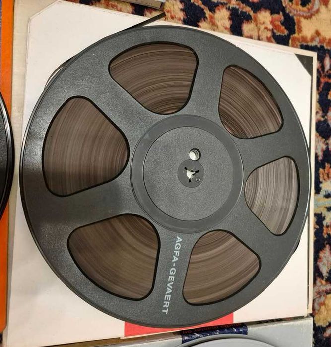 Vand Benzi, Role magnetofon din plastic 26,5 prindere trident.