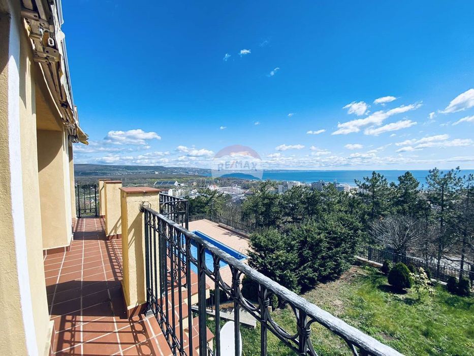 Продава се Тристаен апартамент в с. Кранево, Област Добрич - 92 кв.м за 1184 €/кв.м - Снимка #12