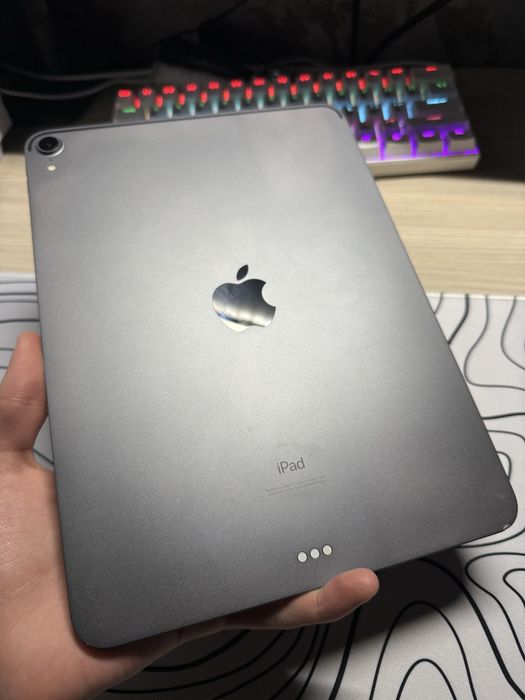 Ipad pro 11 inch 86% wifi 120 fps