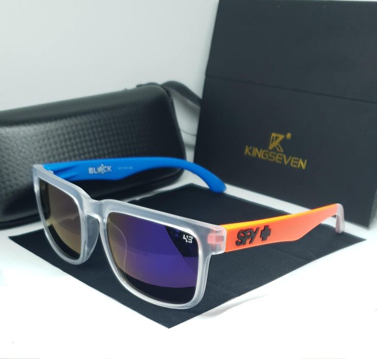 Мъжки Слънчеви Очила модел 2025