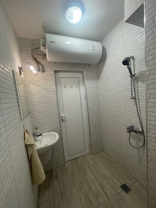 Дава се под наем Тристаен апартамент в Пловдив, Коматевски възел - 80 кв.м за 510 € - Снимка #8