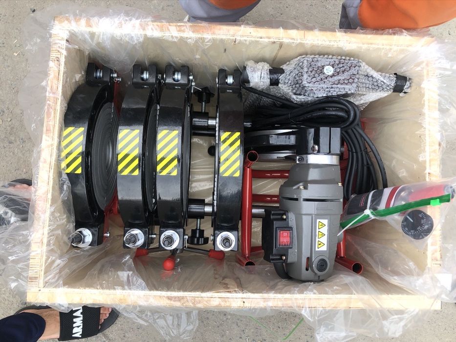 Стыковой аппарат для пайки труб