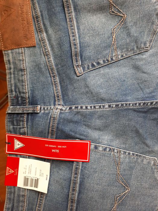 Vand blugi GUESS adusi din USA .