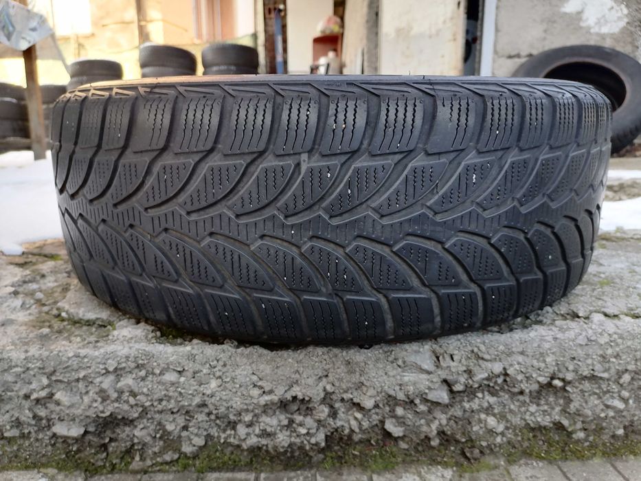 205/60/16 1бр.Bridgestone Зимна гума
