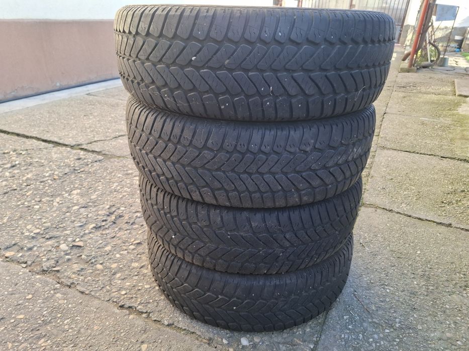 Anvelope iarnă 185 65 r 15
