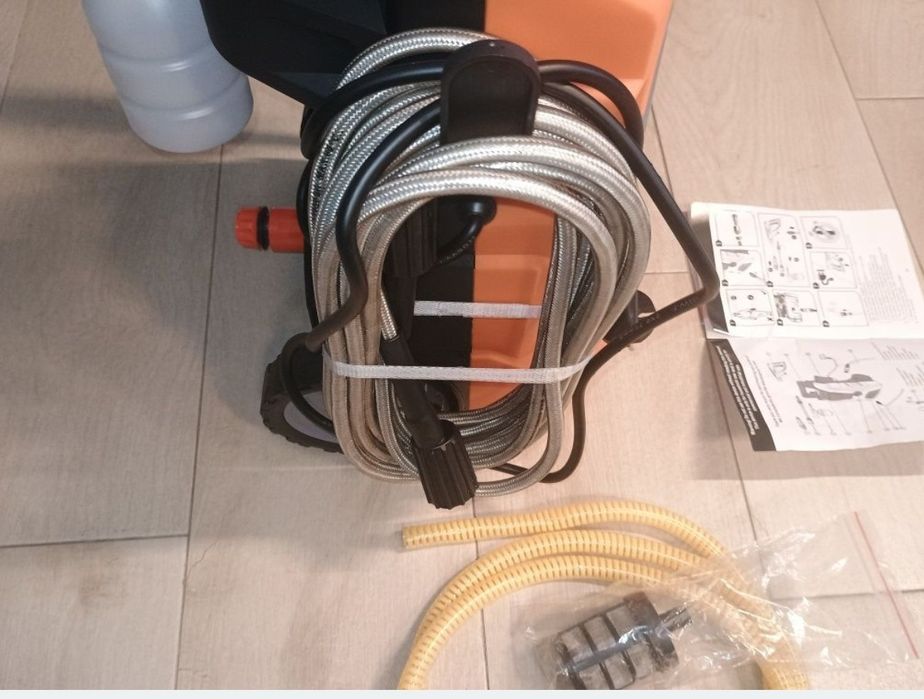 Pistol de spalat cu presiune, 1400 W, 130 bar, 390 l/h, set complet cu