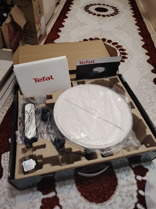 Продам новый робот пылесос