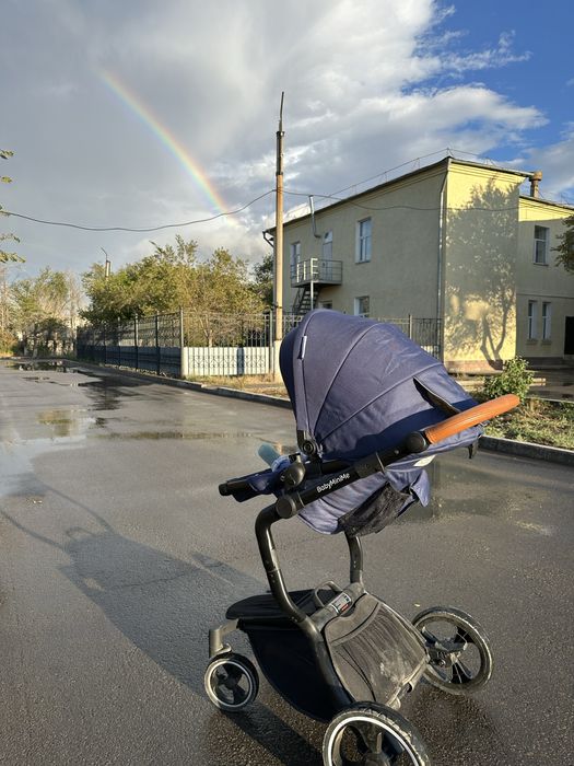 Продам коляску 3в1