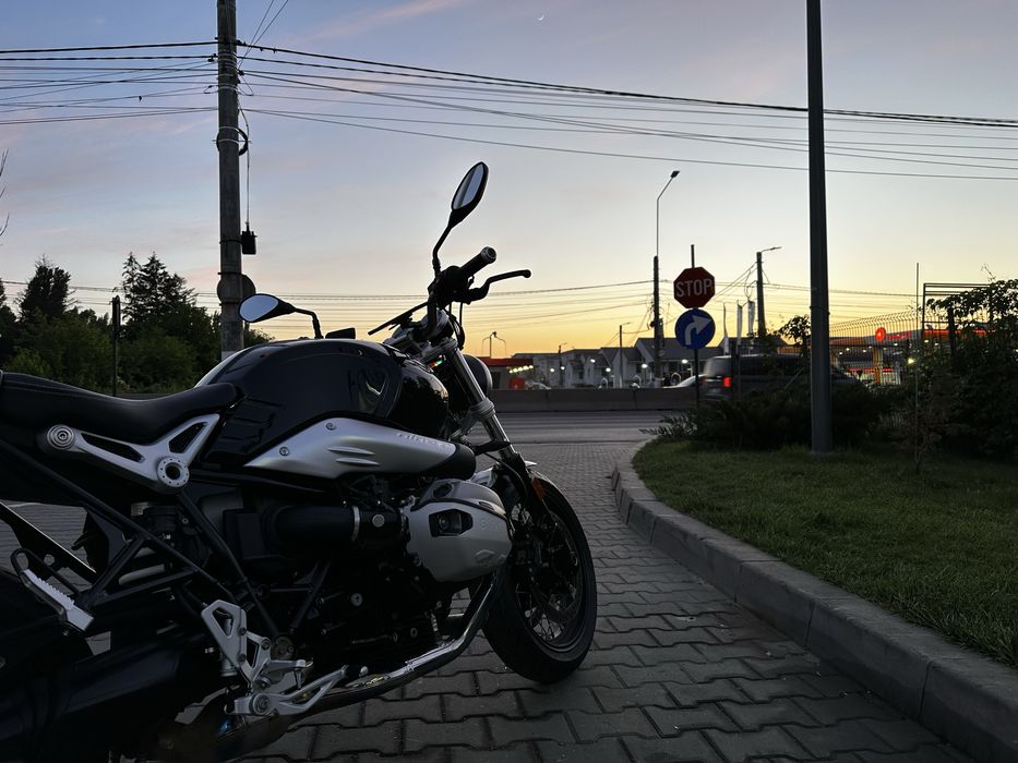 Vând/schimb BMW R nineT 2021