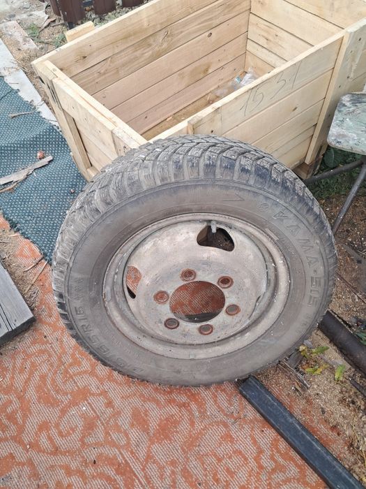 Продам два баллона газель, нива