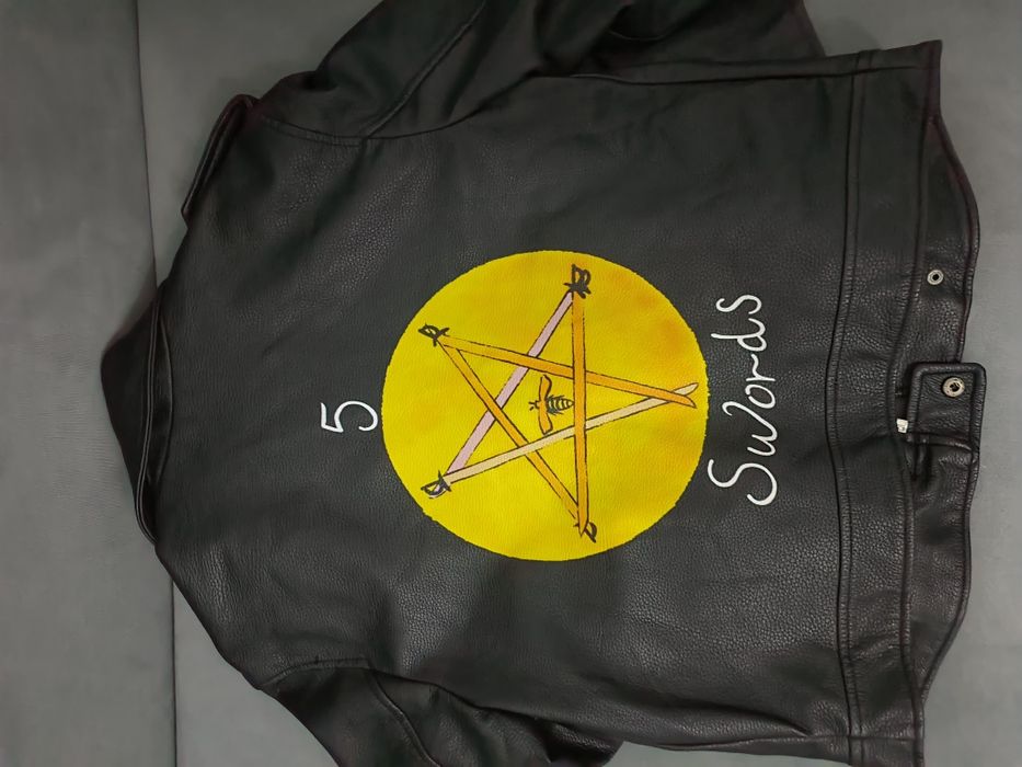 Кожаная куртка размер 42-44