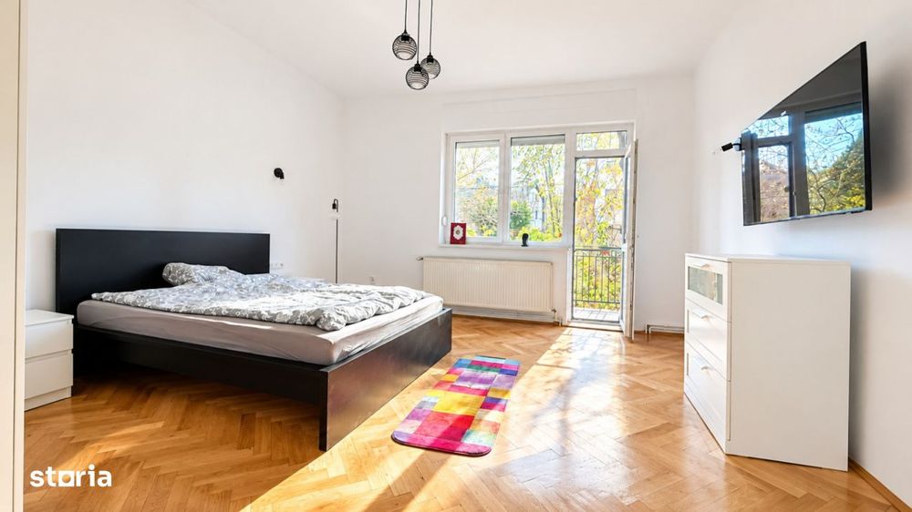 Liniste si intimitate in zona centrala–Apartament in vila, garaj+dem