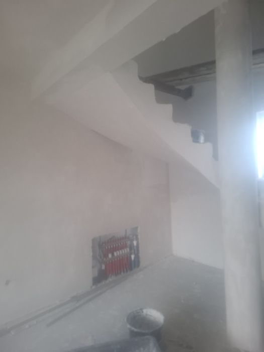 Finisaje , glet 9 lei mp strat, lavabil 4 lei