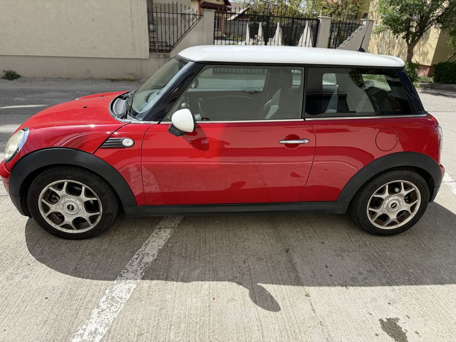 Mini Cooper 1.6 benzină, an 2009