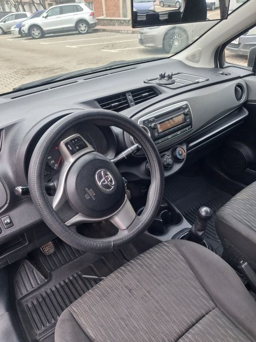 Auto Toyota  Yaris