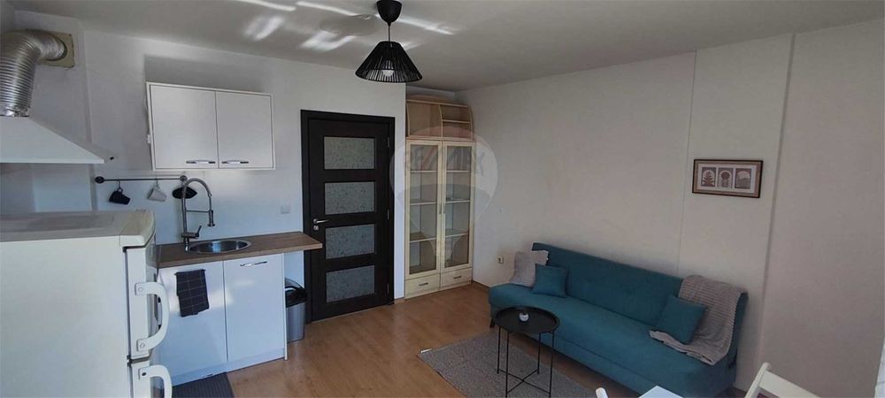 Дава се под наем Двустаен апартамент в Варна, Колхозен пазар - 60 кв.м за 357 € - Снимка #3