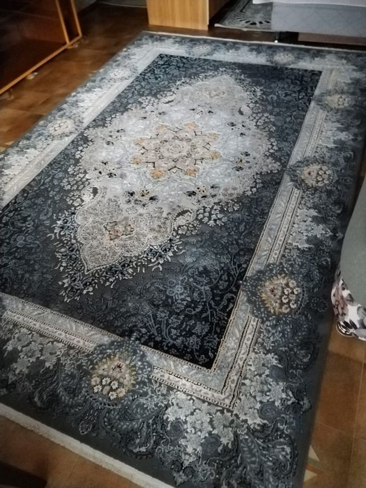 Продам     ковёр