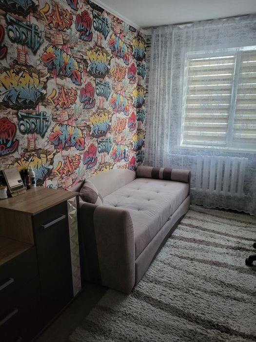 Продам трёхкомнатную квартиру