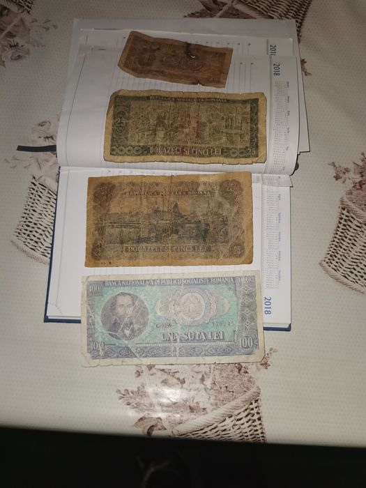 Vand bacnote vechi pentru colectionari
