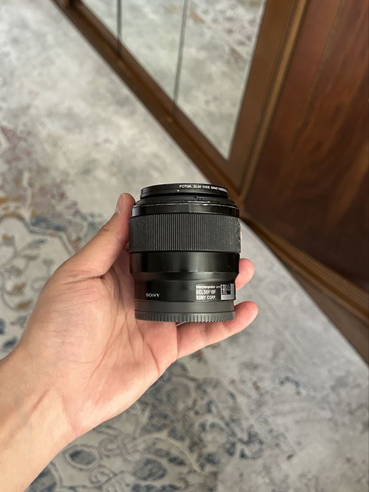 Продается объектив Sony 50mm f/1.8