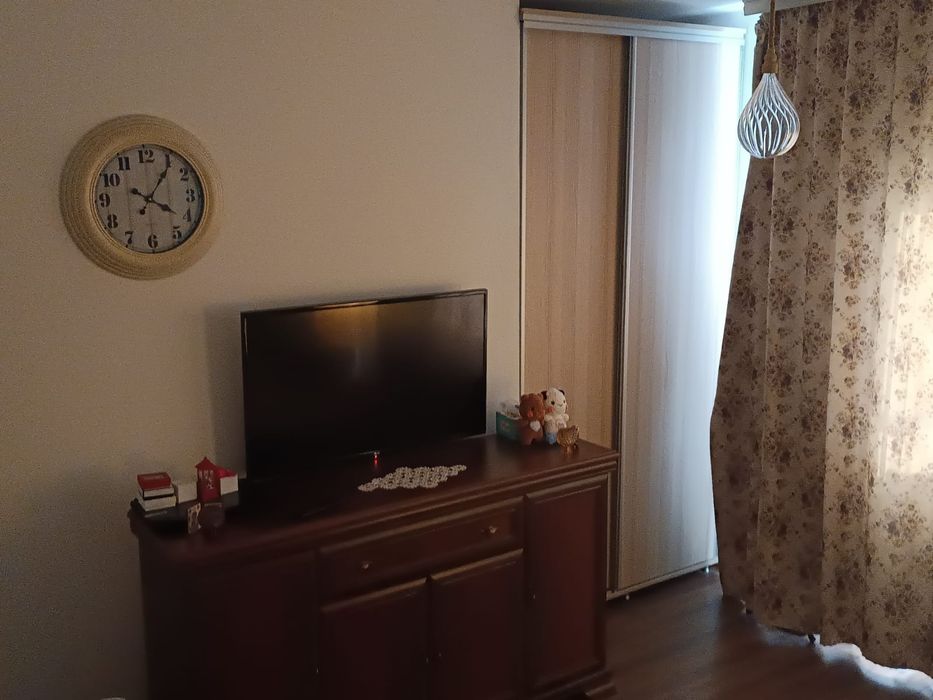 Vand apartament 2 camere Cristalului