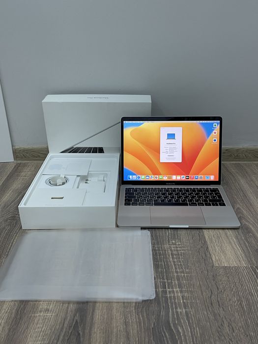 Apple MacBook Pro 13 2017 НОВОМ СОСТОЯНИИ ноутбук макбук про