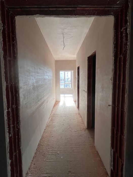 Продава се двустаен,с 1 спалня