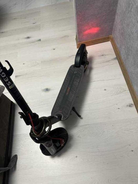 Электросамокат ninebot F3